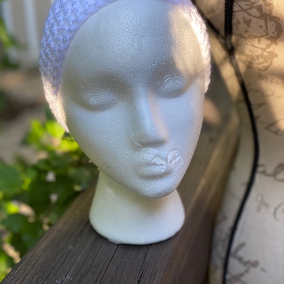 Handmade white headband/ear warmer - Picture 3 of 8